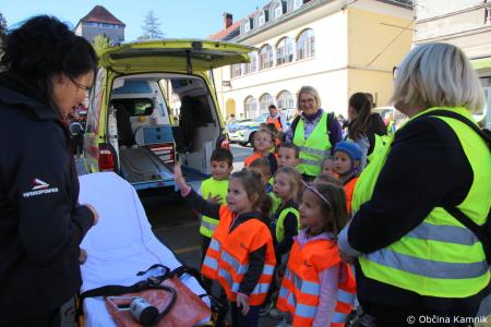 Tudi otroci kamniških šol in vrtcev so bili danes trajnostno povezavi  (78)